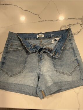 Kensie Faded Light Blue Denim the high rise rolled-Hem Shorts